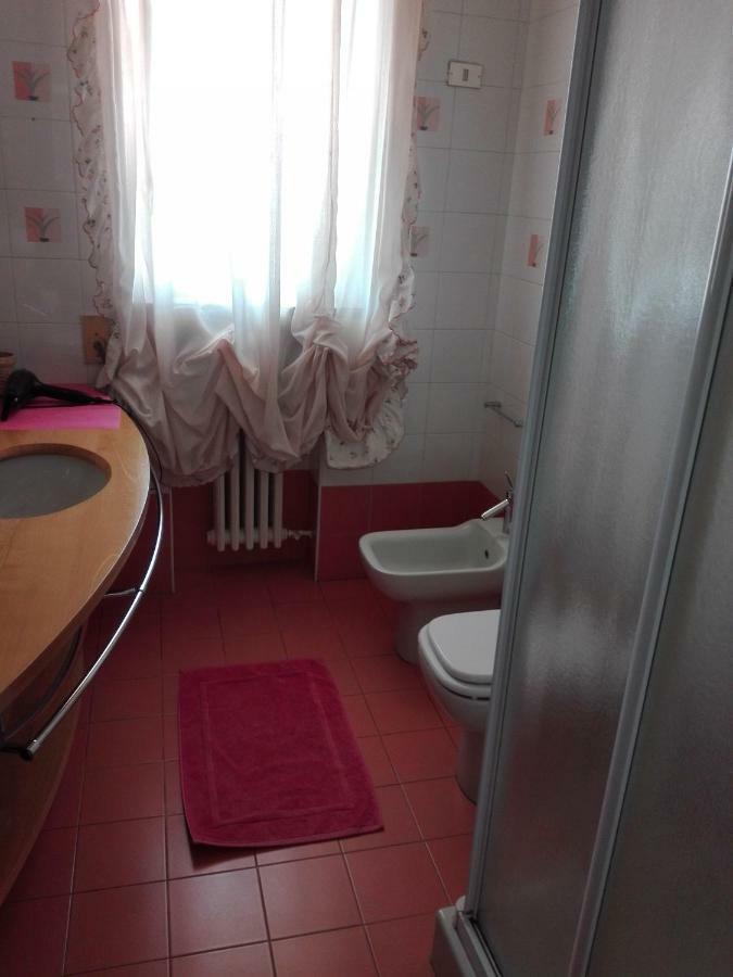 B&B Dos Almas Bari Bagian luar foto