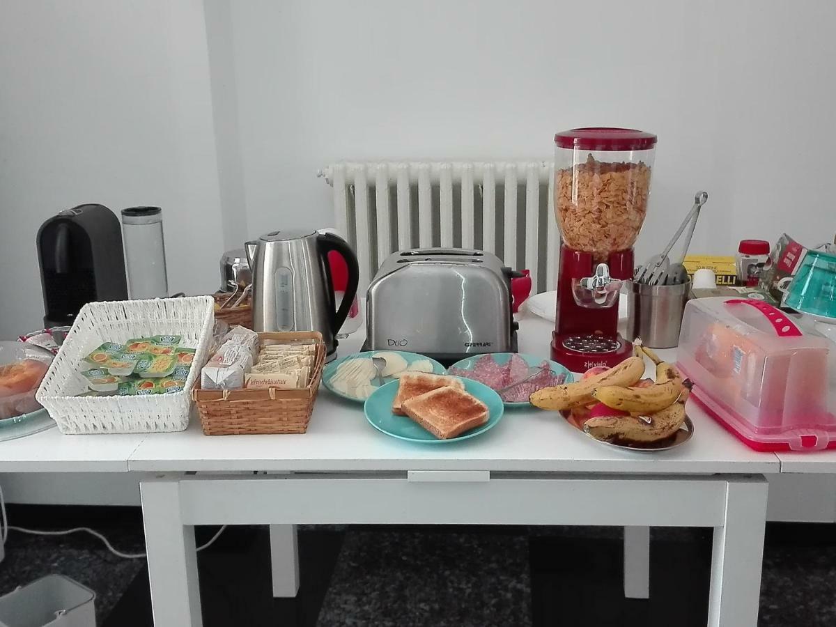 B&B Dos Almas Bari Bagian luar foto
