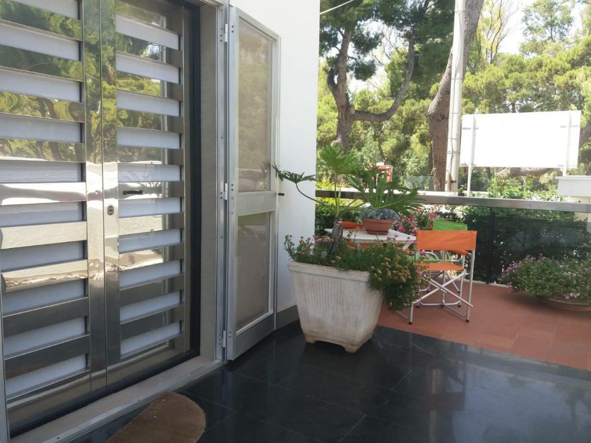 B&B Dos Almas Bari Bagian luar foto